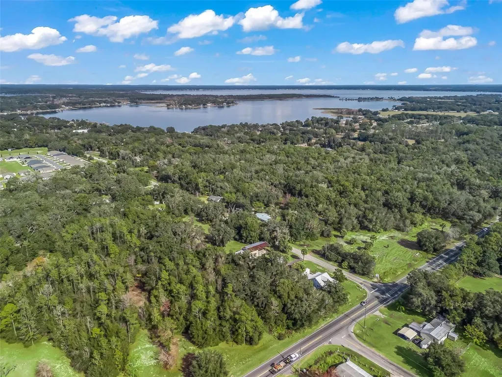 10487 SE Highway 42 Summerfield FL 34491