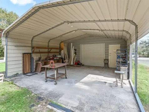 10487 SE Highway 42 Summerfield FL 34491
