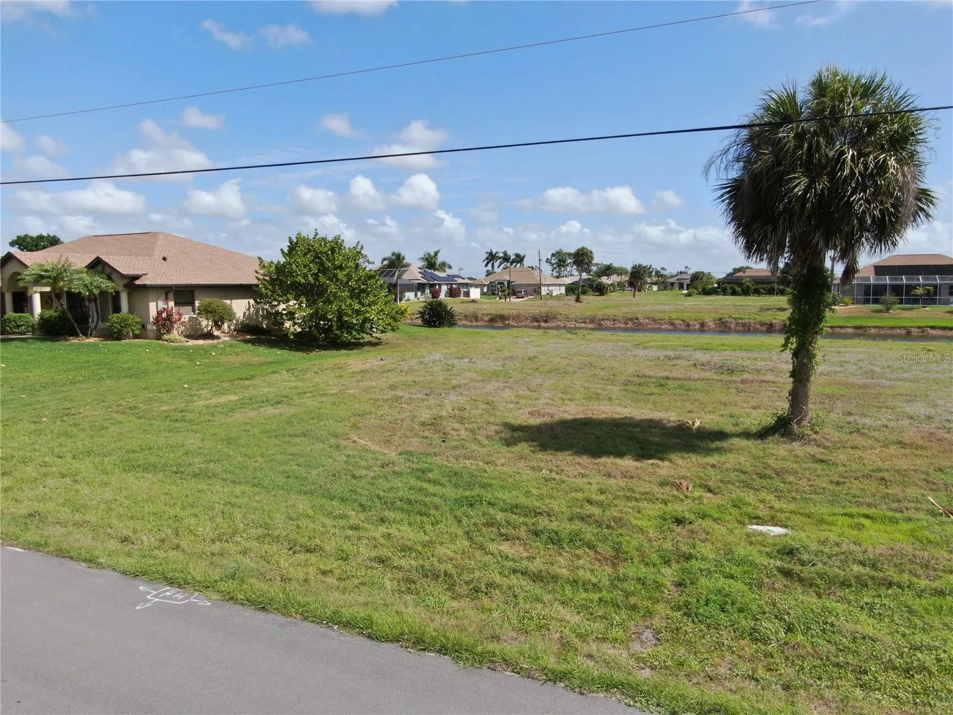 35 & 37 Tournament Road Rotonda West FL 33947