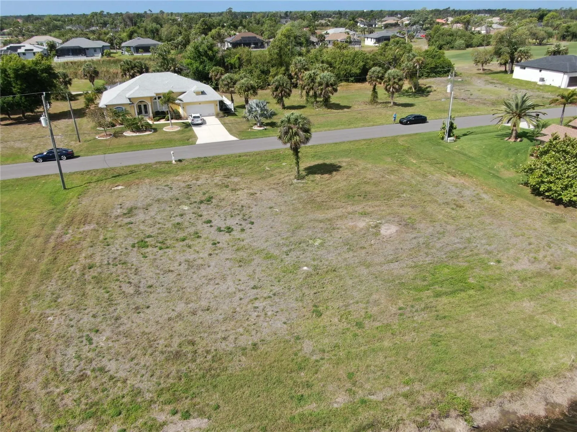 35 & 37 Tournament Road Rotonda West FL 33947