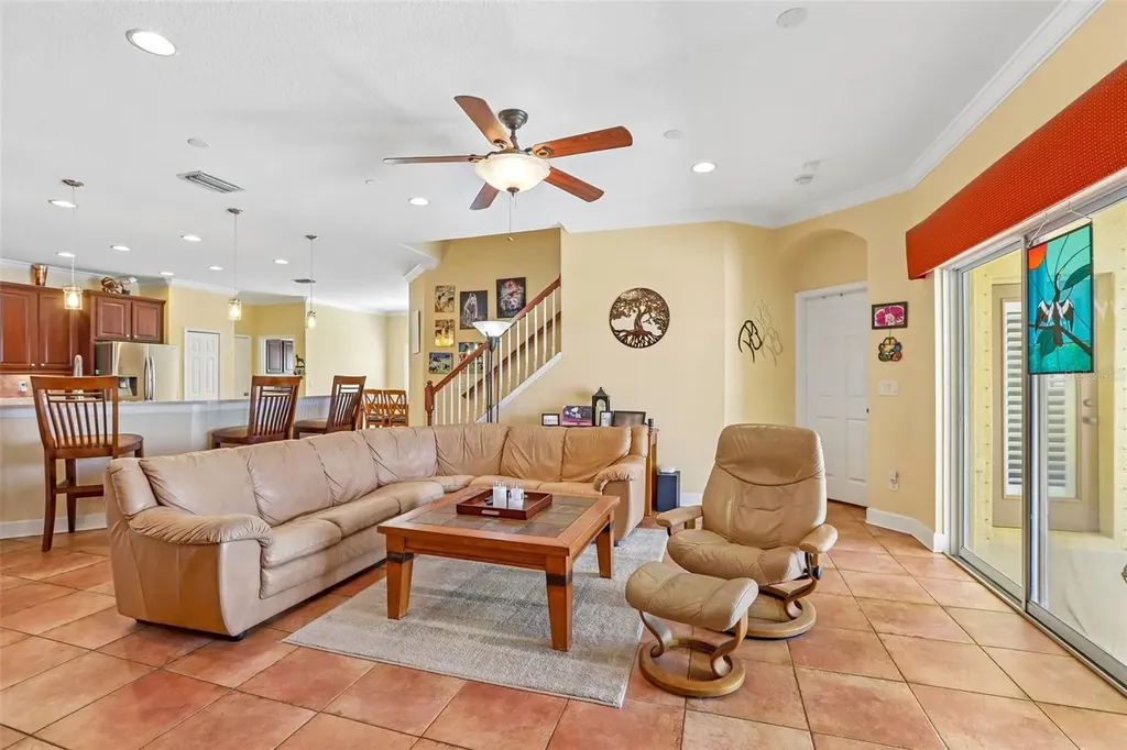 1638 Mira Lago Circle Ruskin FL 33570