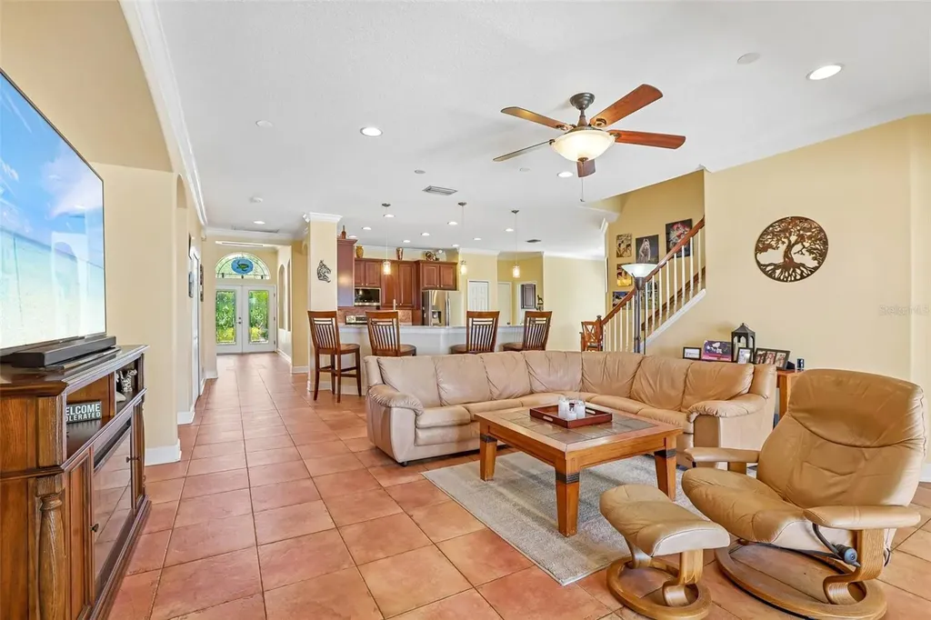 1638 Mira Lago Circle Ruskin FL 33570