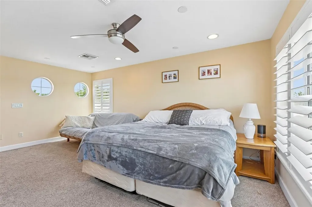 1638 Mira Lago Circle Ruskin FL 33570