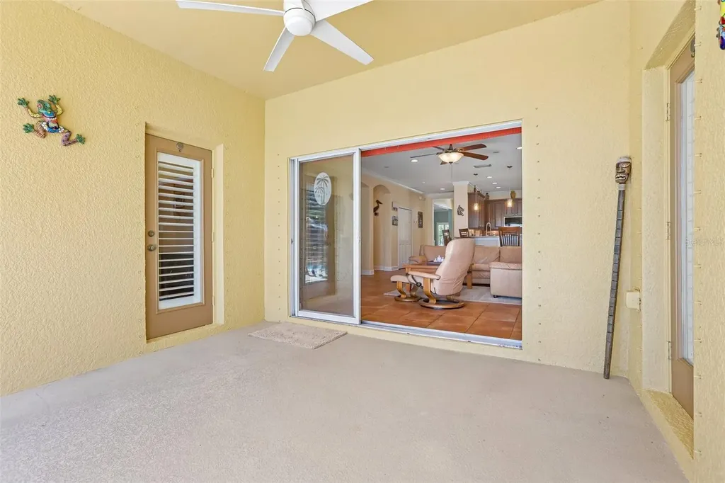 1638 Mira Lago Circle Ruskin FL 33570