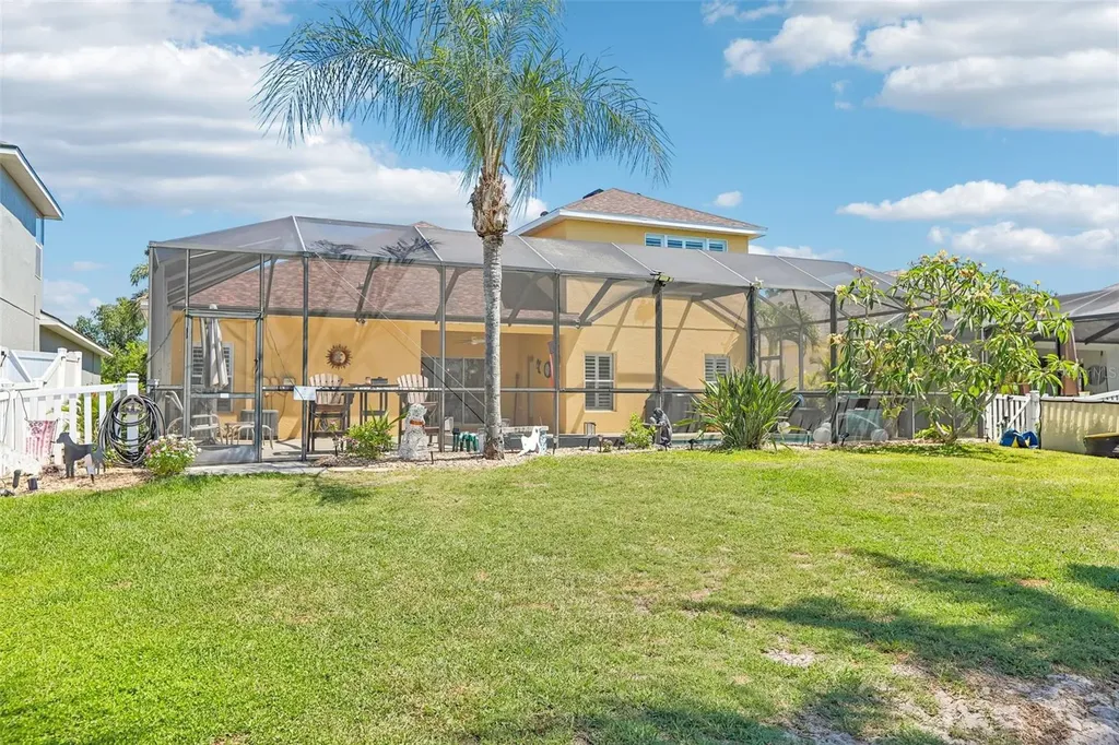 1638 Mira Lago Circle Ruskin FL 33570