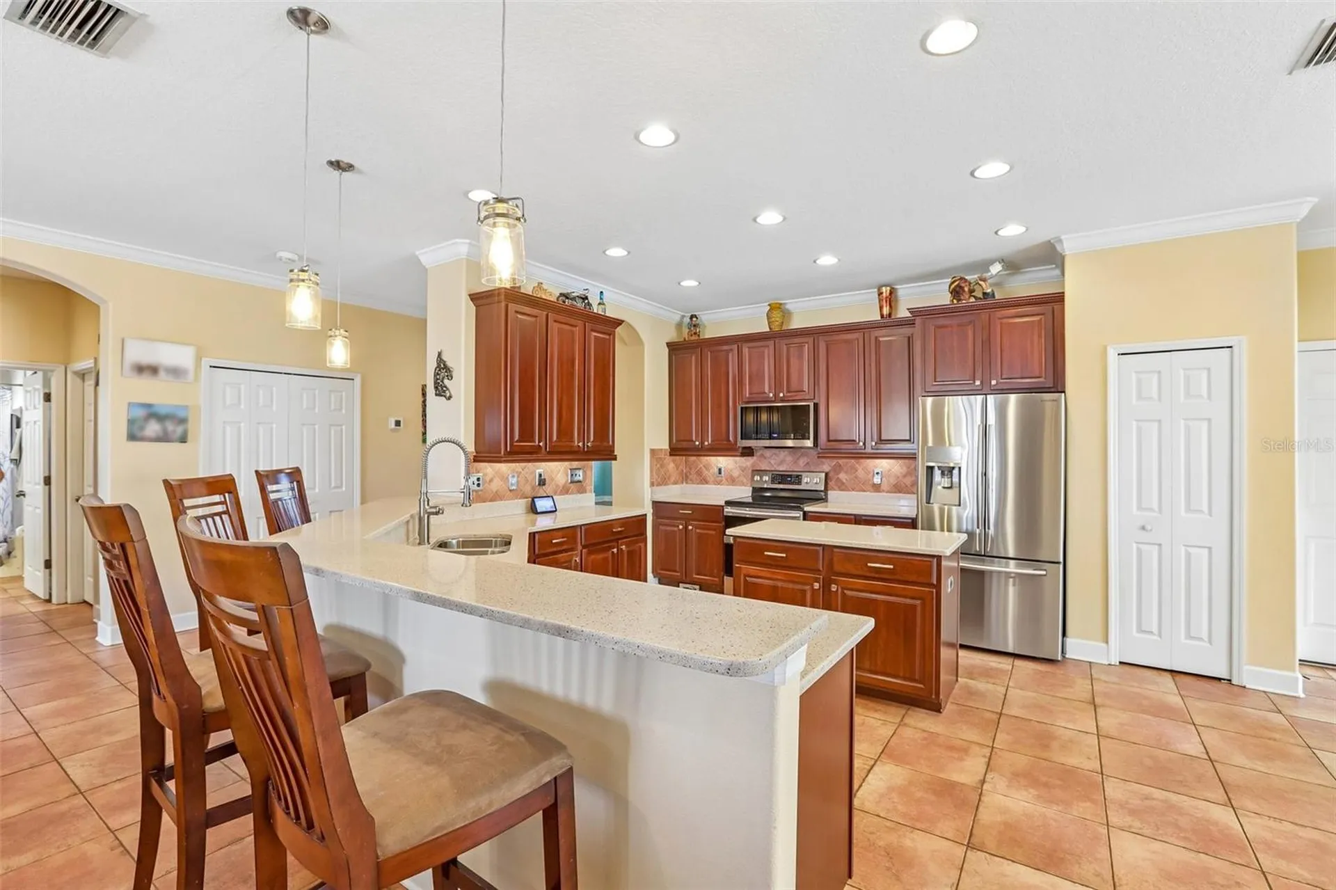 1638 Mira Lago Circle Ruskin FL 33570