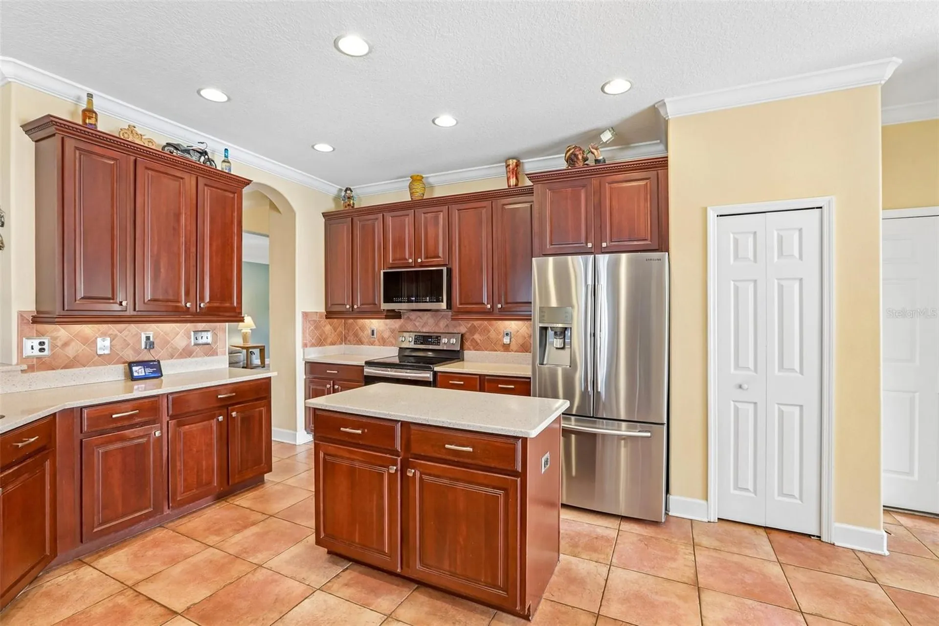 1638 Mira Lago Circle Ruskin FL 33570