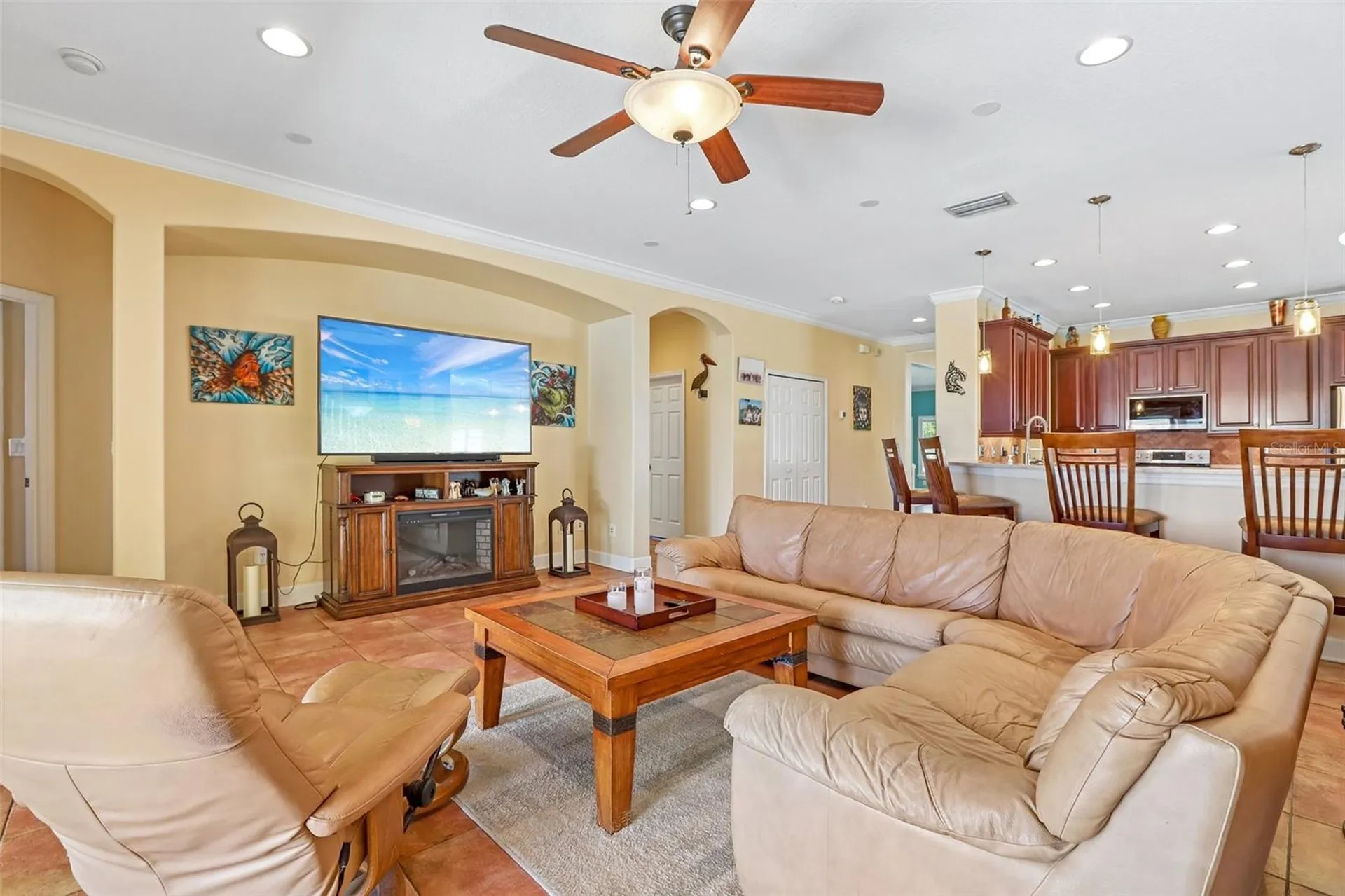 1638 Mira Lago Circle Ruskin FL 33570