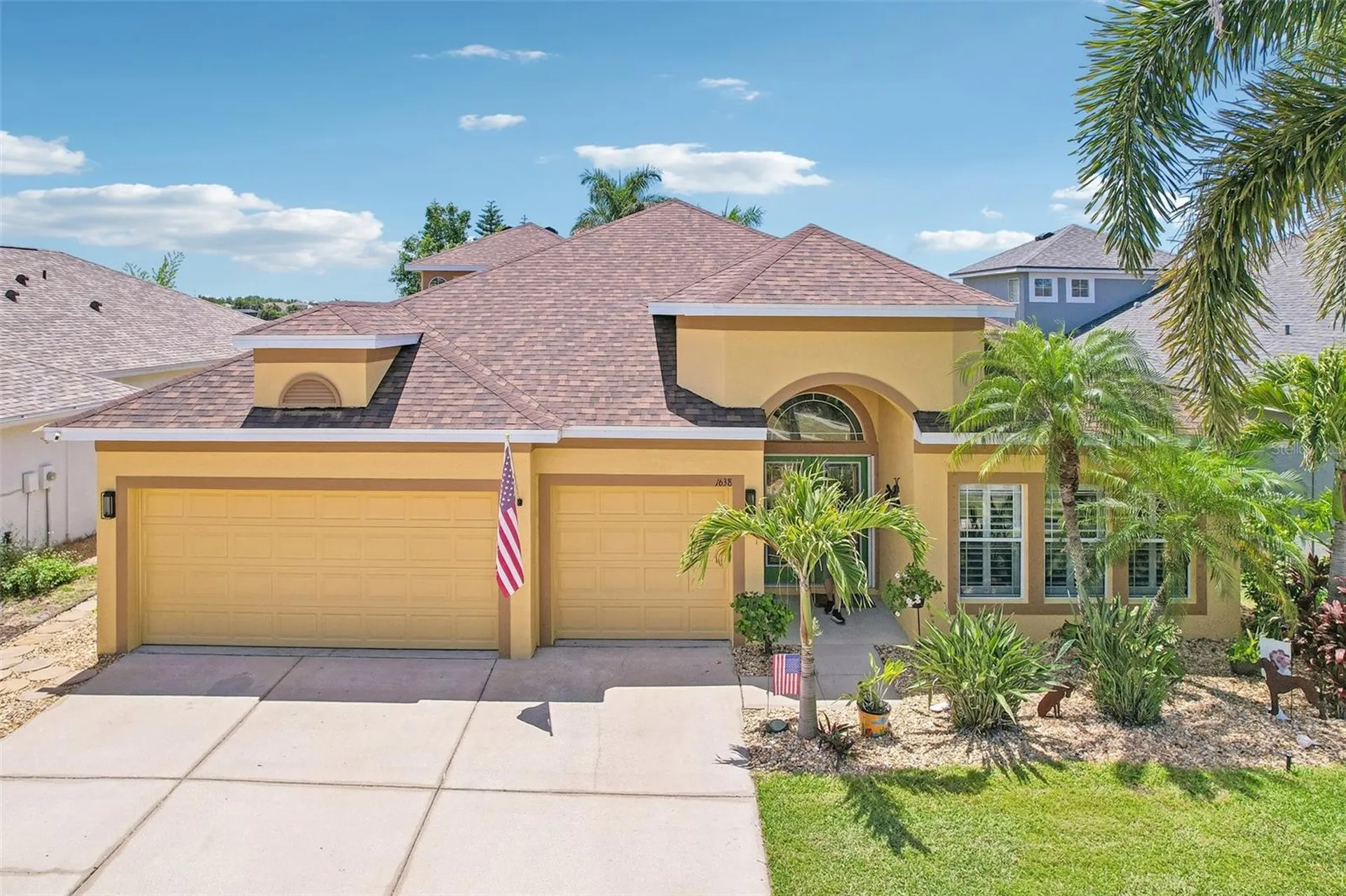 1638 Mira Lago Circle Ruskin FL 33570