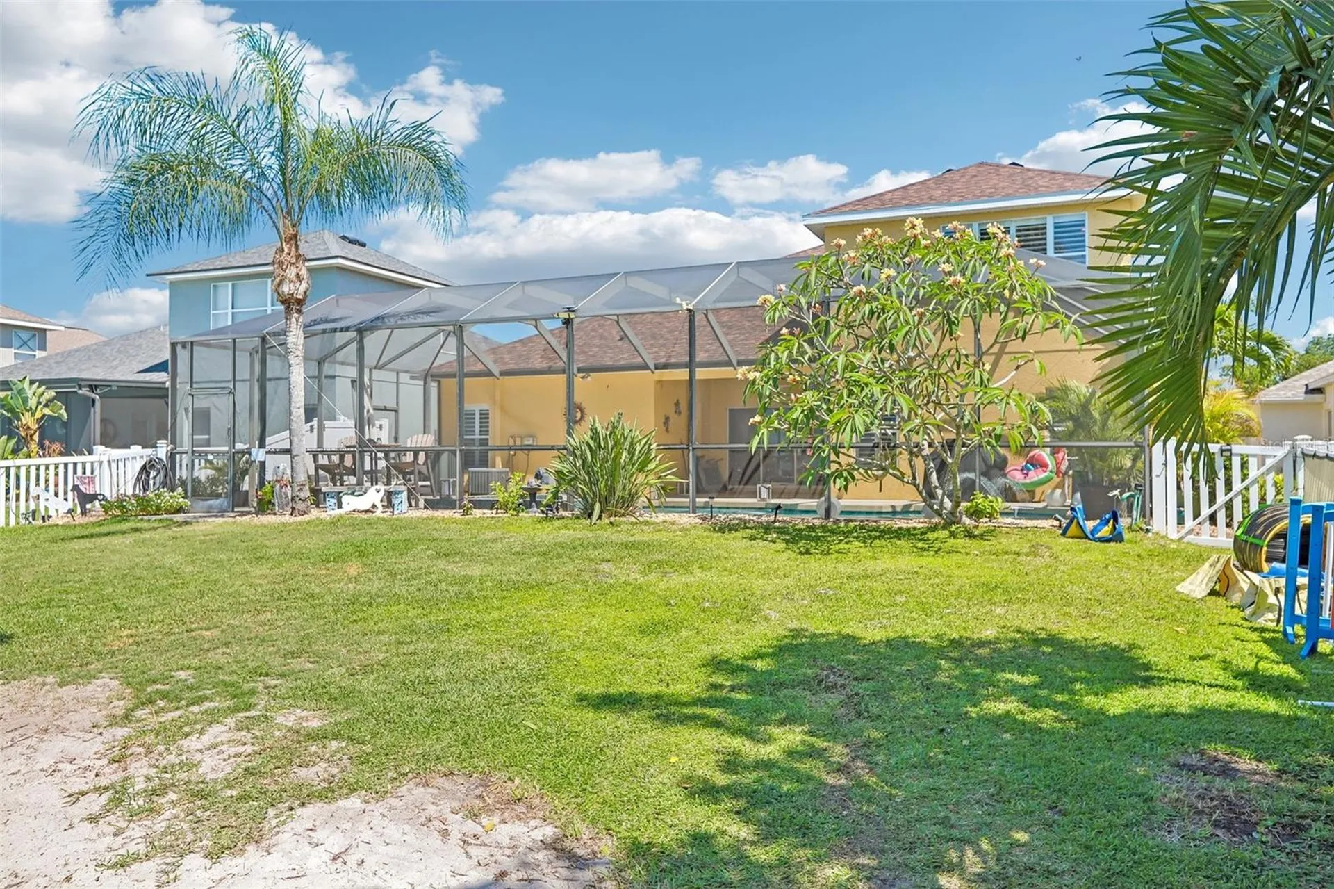 1638 Mira Lago Circle Ruskin FL 33570