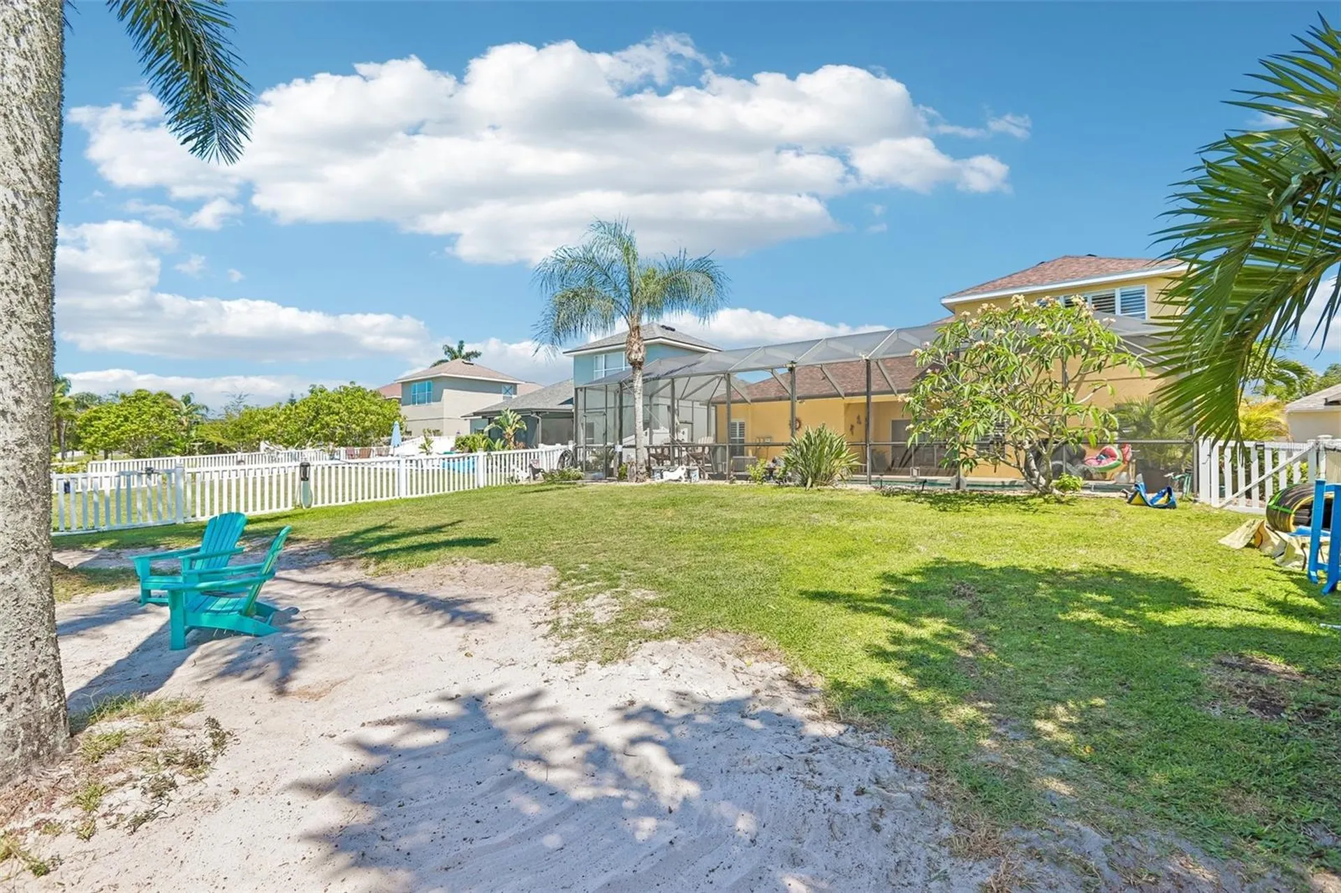 1638 Mira Lago Circle Ruskin FL 33570