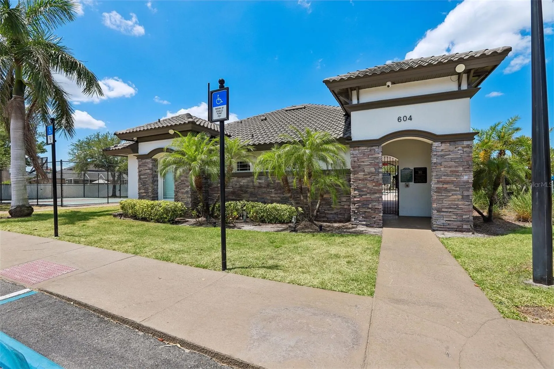 1638 Mira Lago Circle Ruskin FL 33570