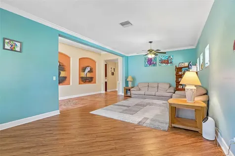 1638 Mira Lago Circle Ruskin FL 33570