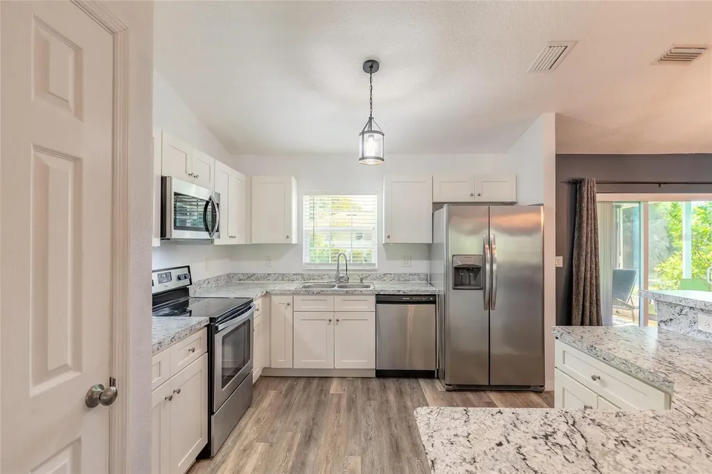 365 Alcazar Avenue De Leon Springs FL 32130