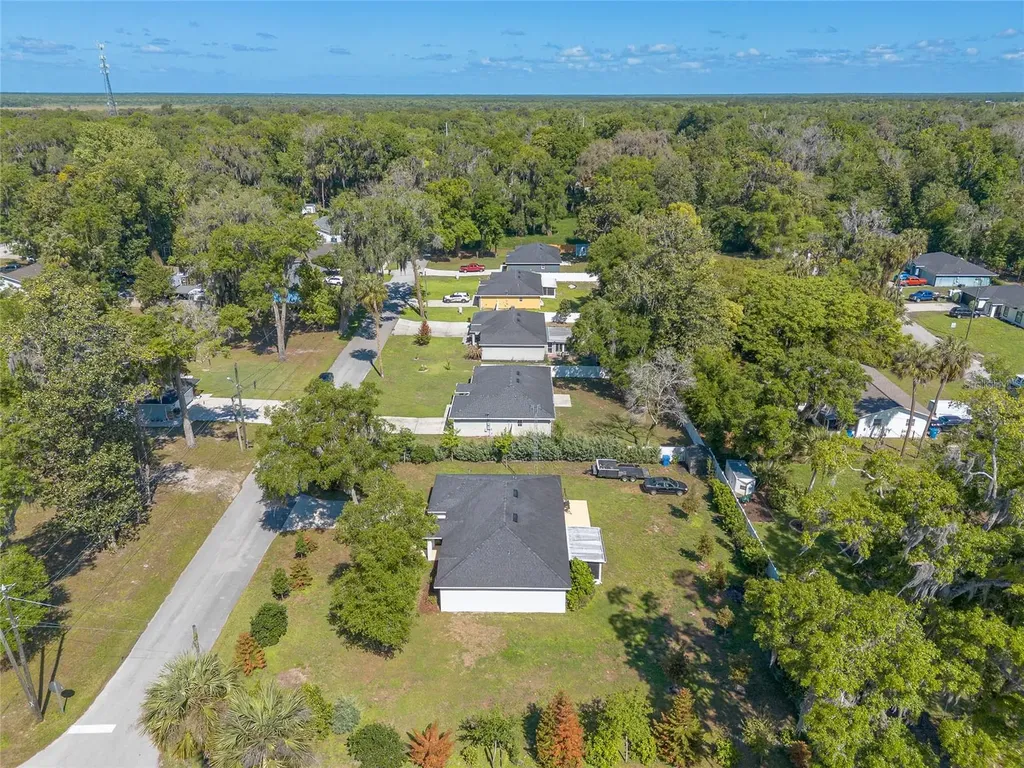 365 Alcazar Avenue De Leon Springs FL 32130