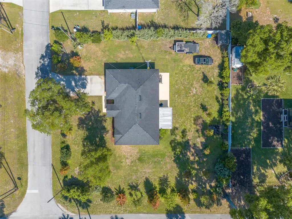 365 Alcazar Avenue De Leon Springs FL 32130