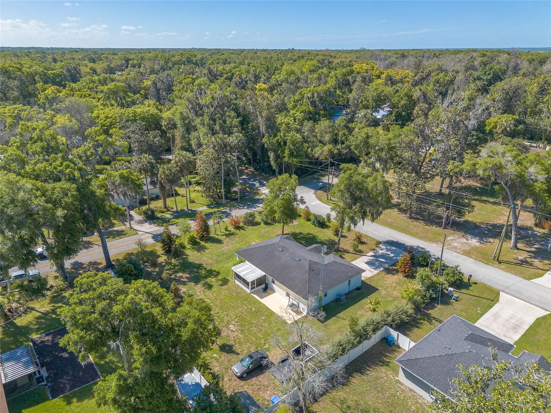 365 Alcazar Avenue De Leon Springs FL 32130