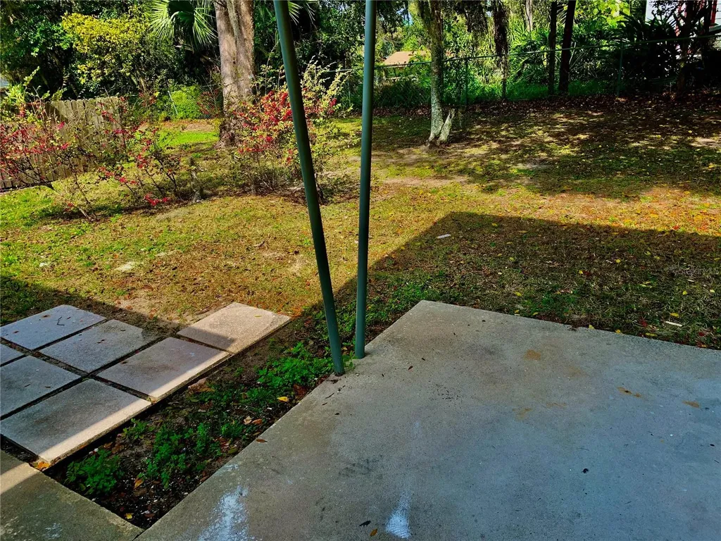 127 E Kentucky Avenue Deland FL 32724