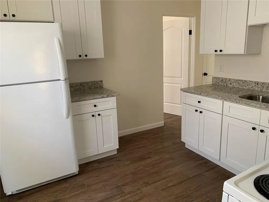 127 E Kentucky Avenue Deland FL 32724