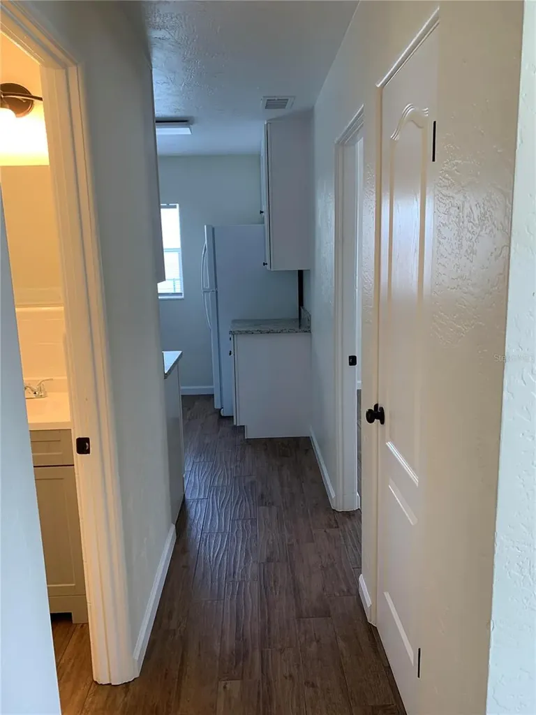 127 E Kentucky Avenue Deland FL 32724