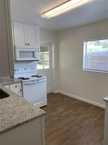 127 E Kentucky Avenue Deland FL 32724