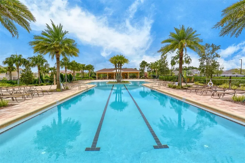 11824 Meadowgate Place Bradenton FL 34211