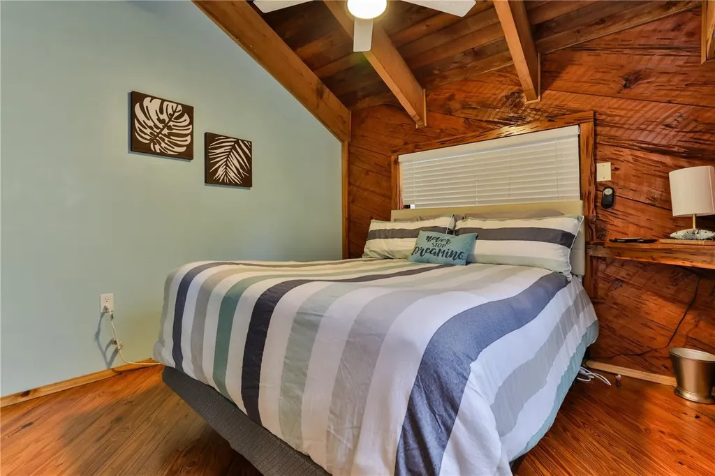 314 Due East Street New Smyrna Beach FL 32169