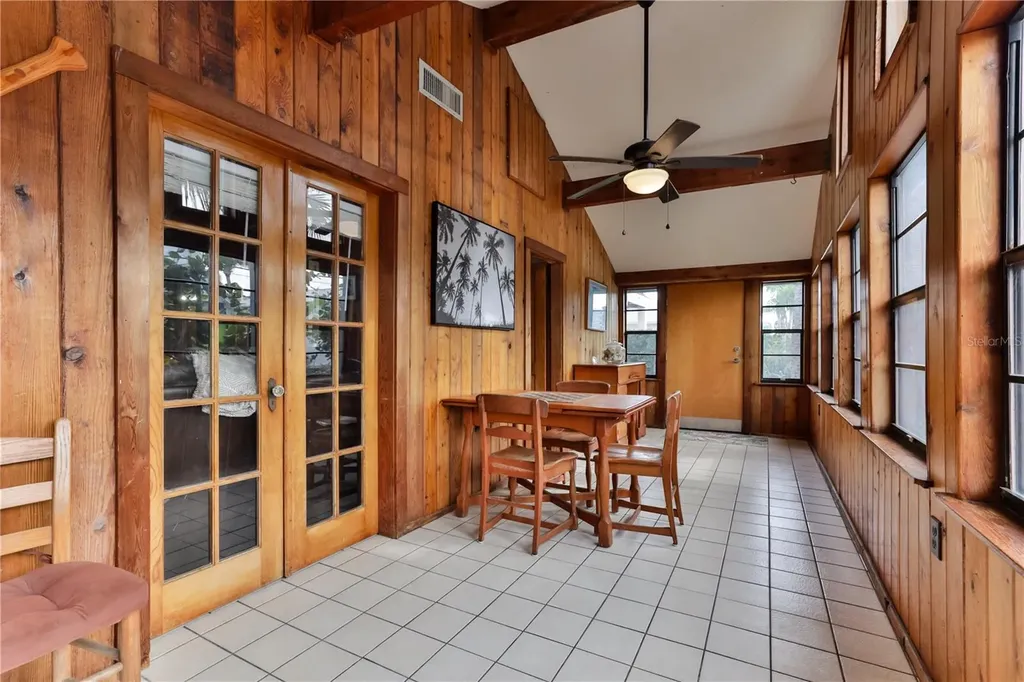 314 Due East Street New Smyrna Beach FL 32169