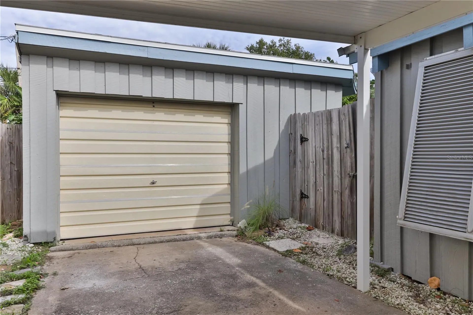 314 Due East Street New Smyrna Beach FL 32169