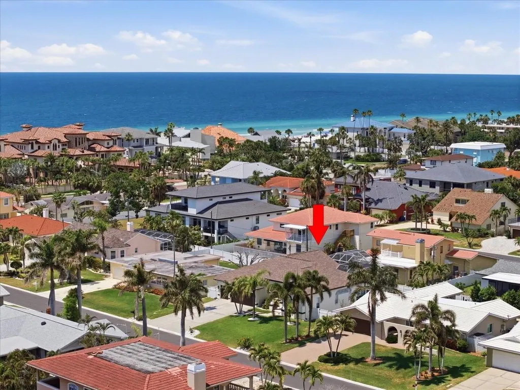 109 16th Street Belleair Beach FL 33786