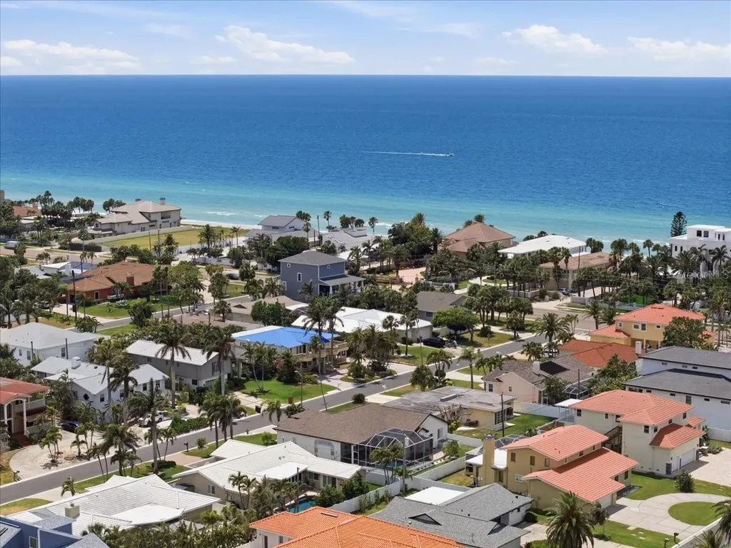 109 16th Street Belleair Beach FL 33786