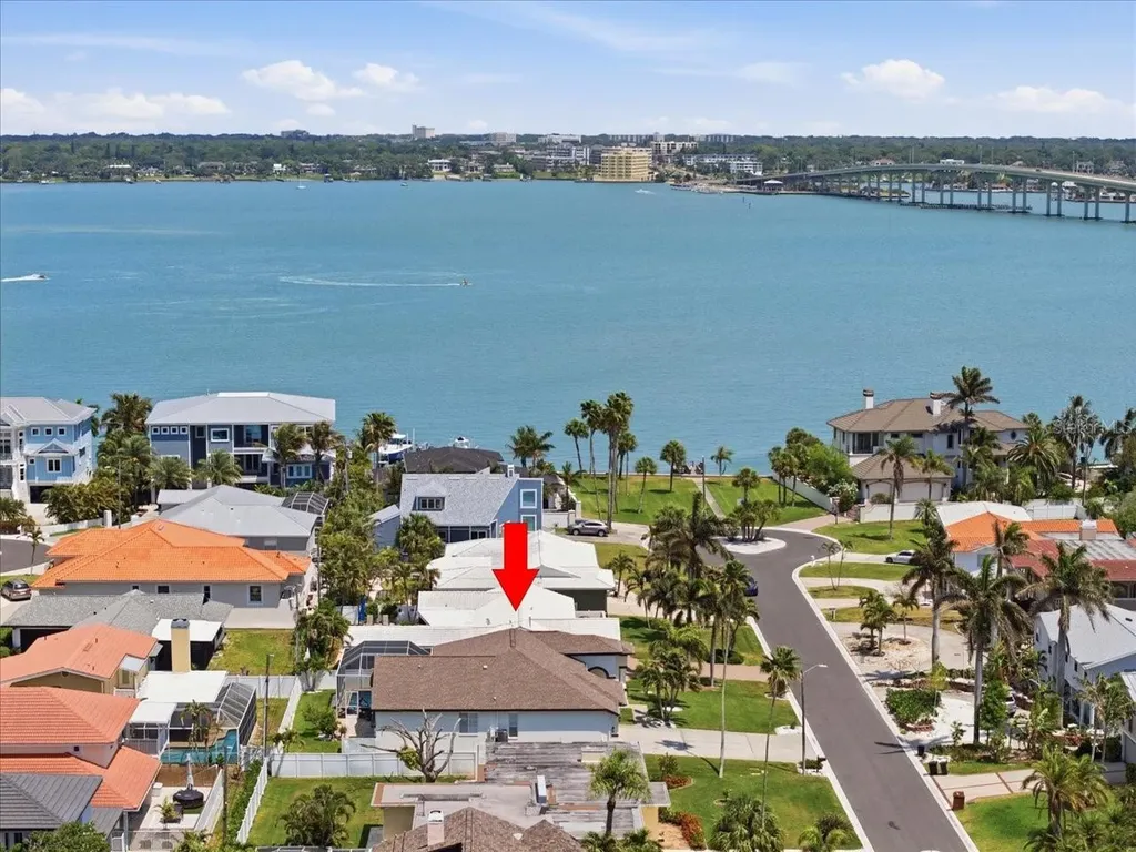 109 16th Street Belleair Beach FL 33786
