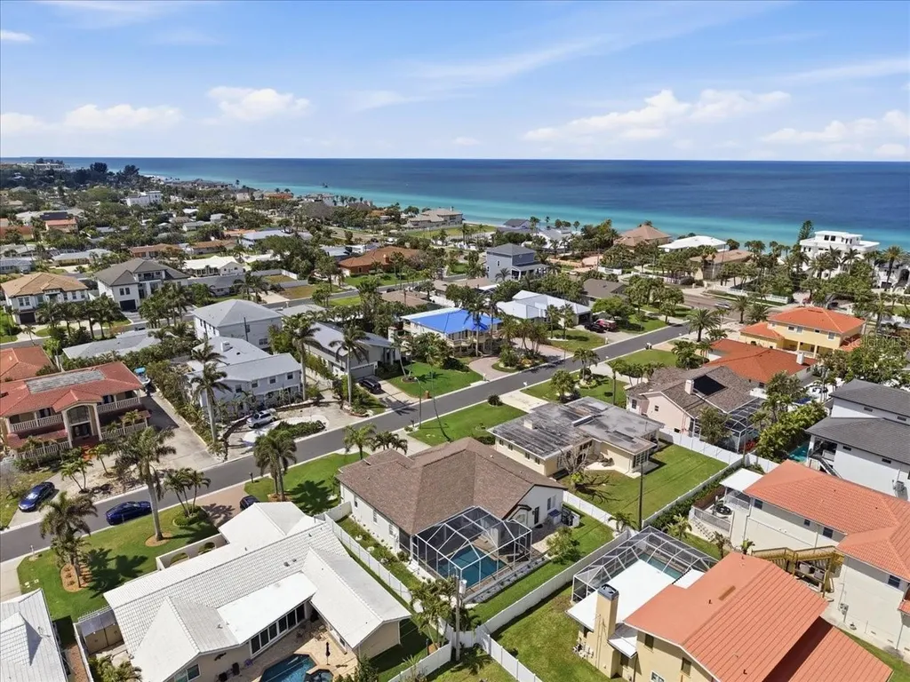 109 16th Street Belleair Beach FL 33786
