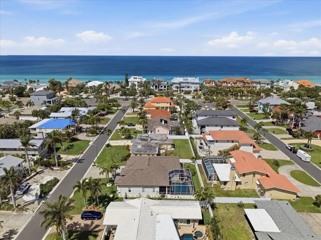 109 16th Street Belleair Beach FL 33786