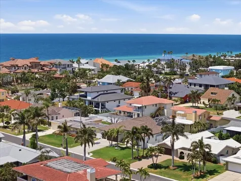 109 16th Street Belleair Beach FL 33786