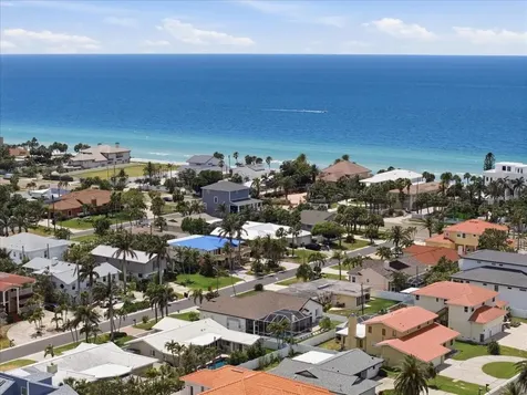 109 16th Street Belleair Beach FL 33786