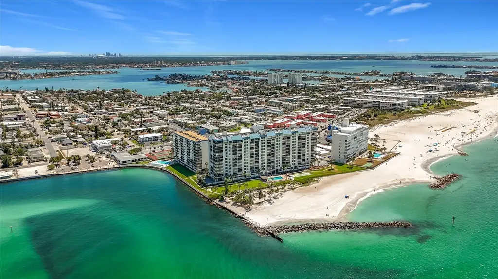 7100 Sunset Way St Pete Beach FL 33706
