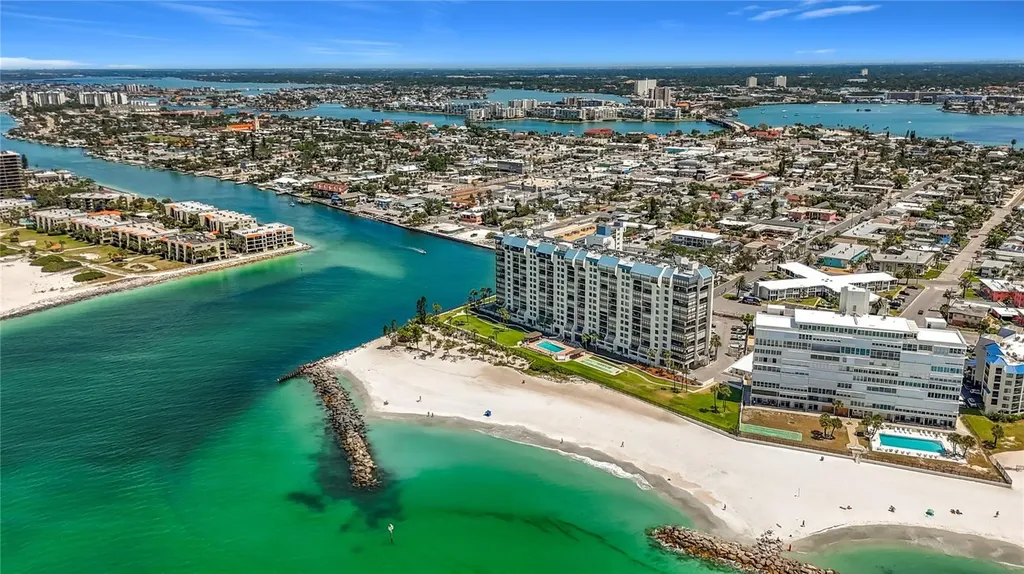7100 Sunset Way St Pete Beach FL 33706