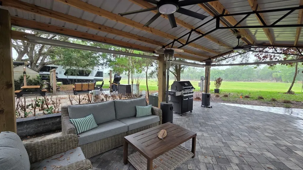 161 Horseshoe Bend River Ranch FL 33867