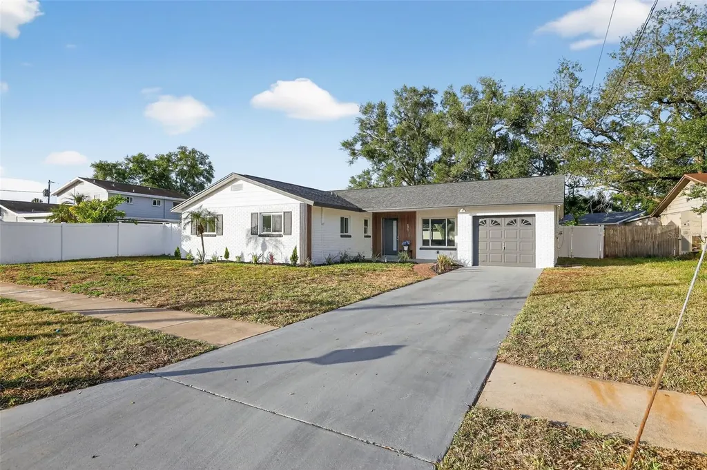 8317 Boxwood Drive Tampa FL 33615