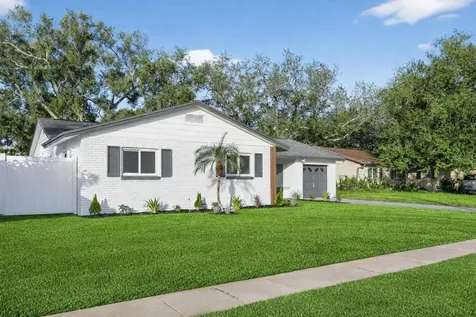 8317 Boxwood Drive Tampa FL 33615