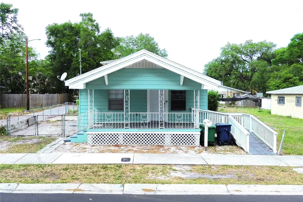 1302 E 33rd Avenue Tampa FL 33603