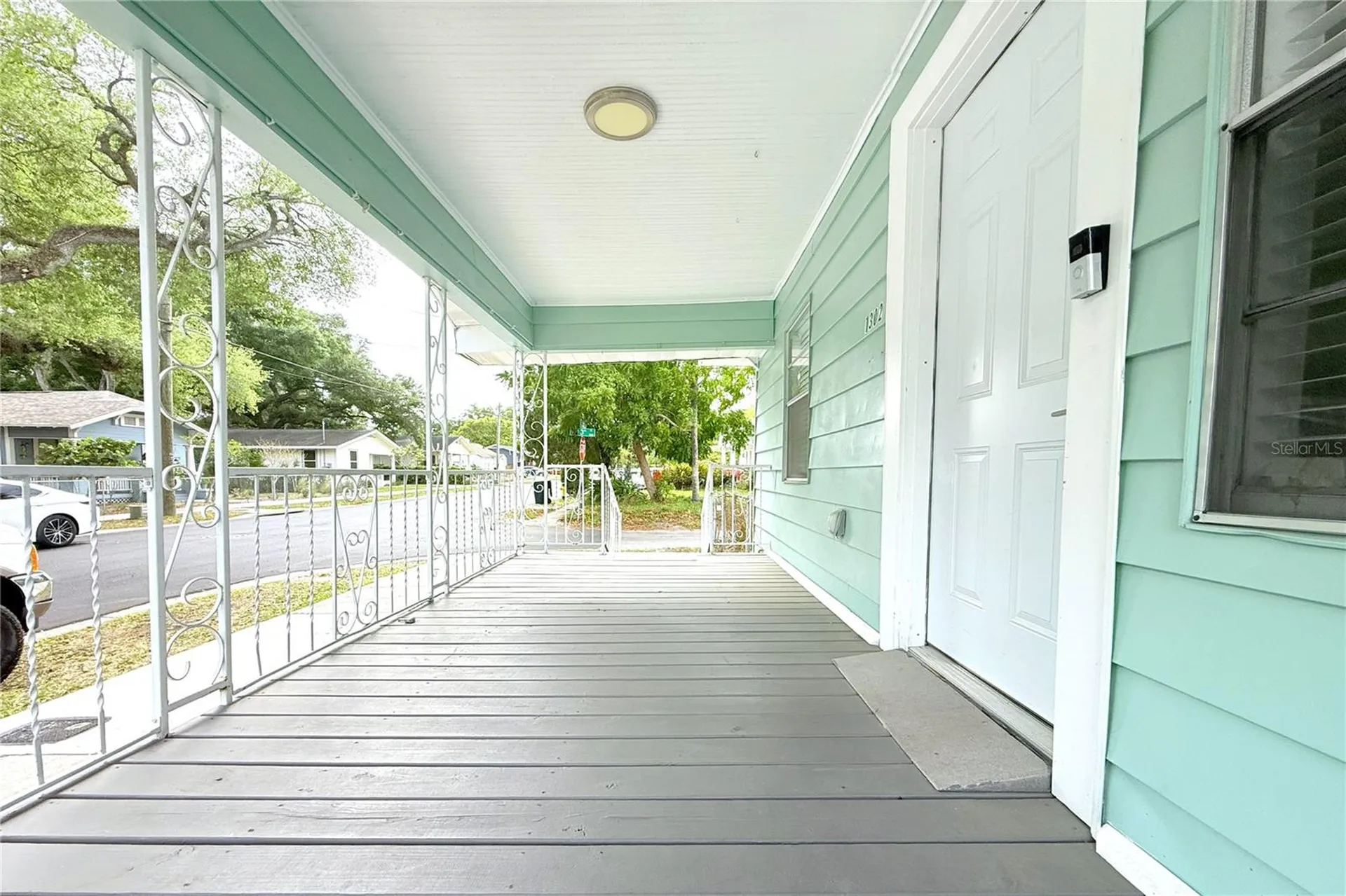 1302 E 33rd Avenue Tampa FL 33603