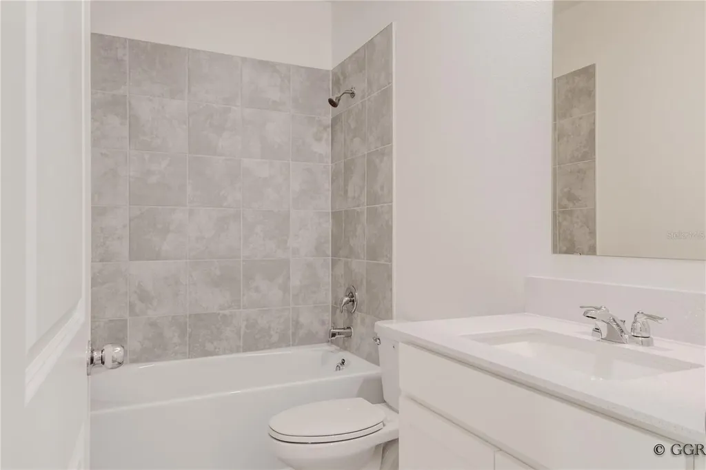 3290 Laurent Loop Davenport FL 33837
