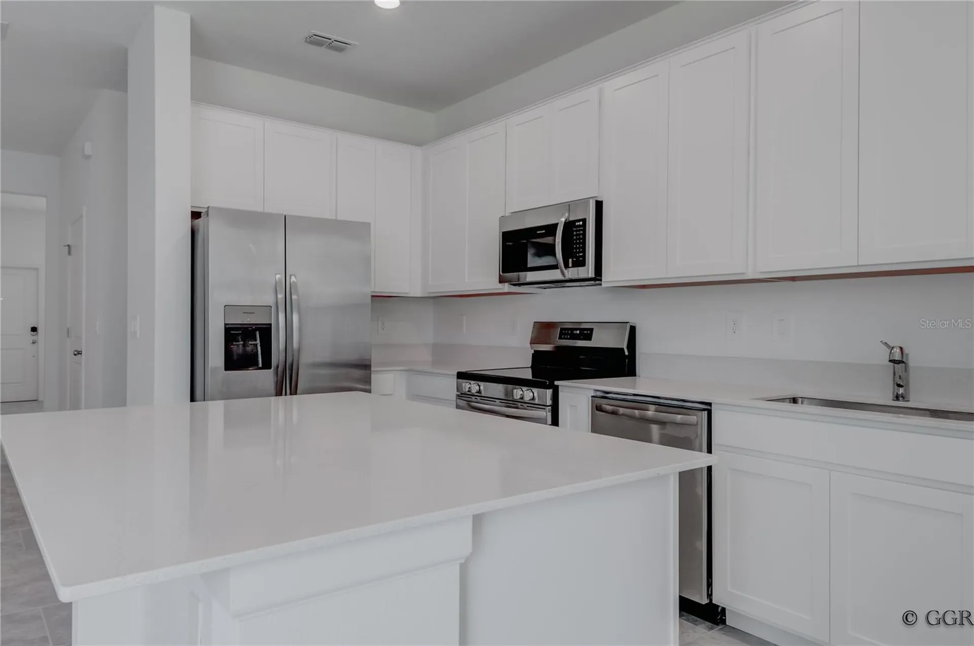3290 Laurent Loop Davenport FL 33837