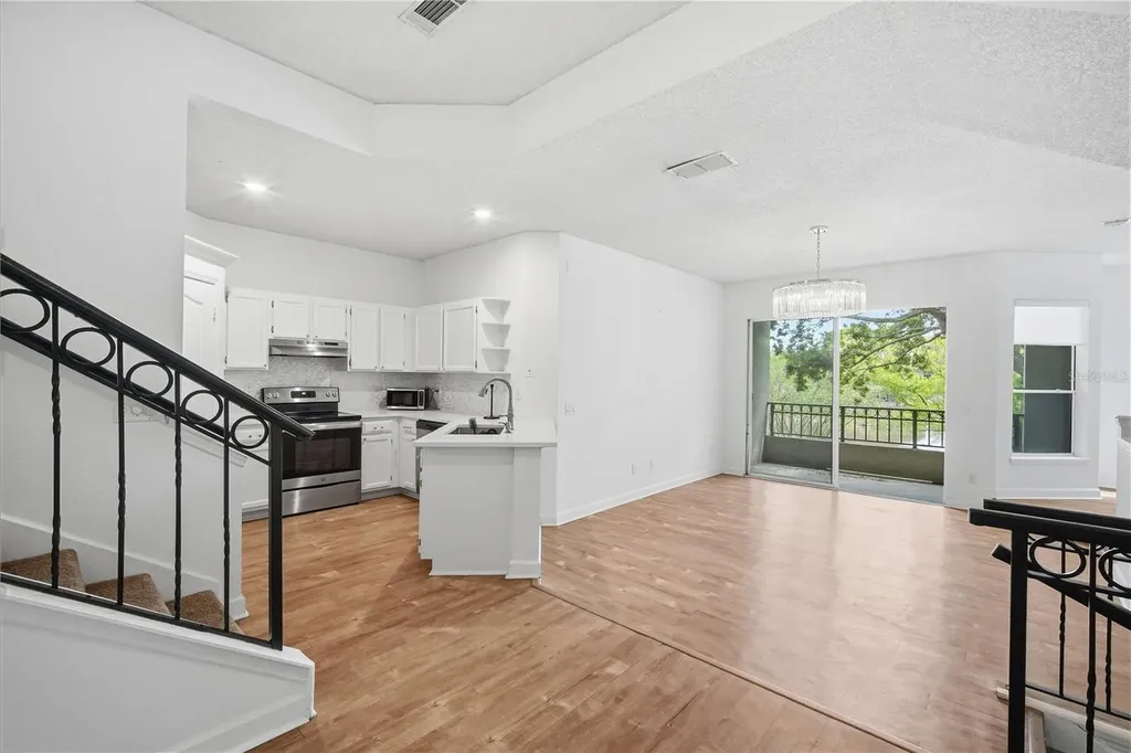 604 Seascape Way Tampa FL 33602