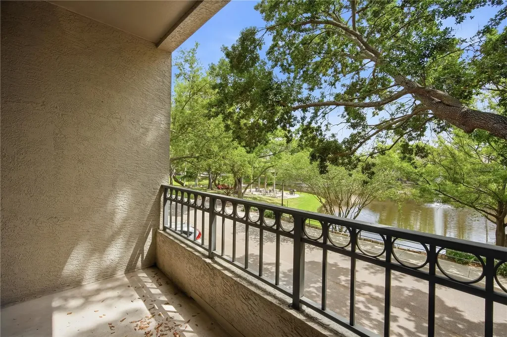 604 Seascape Way Tampa FL 33602