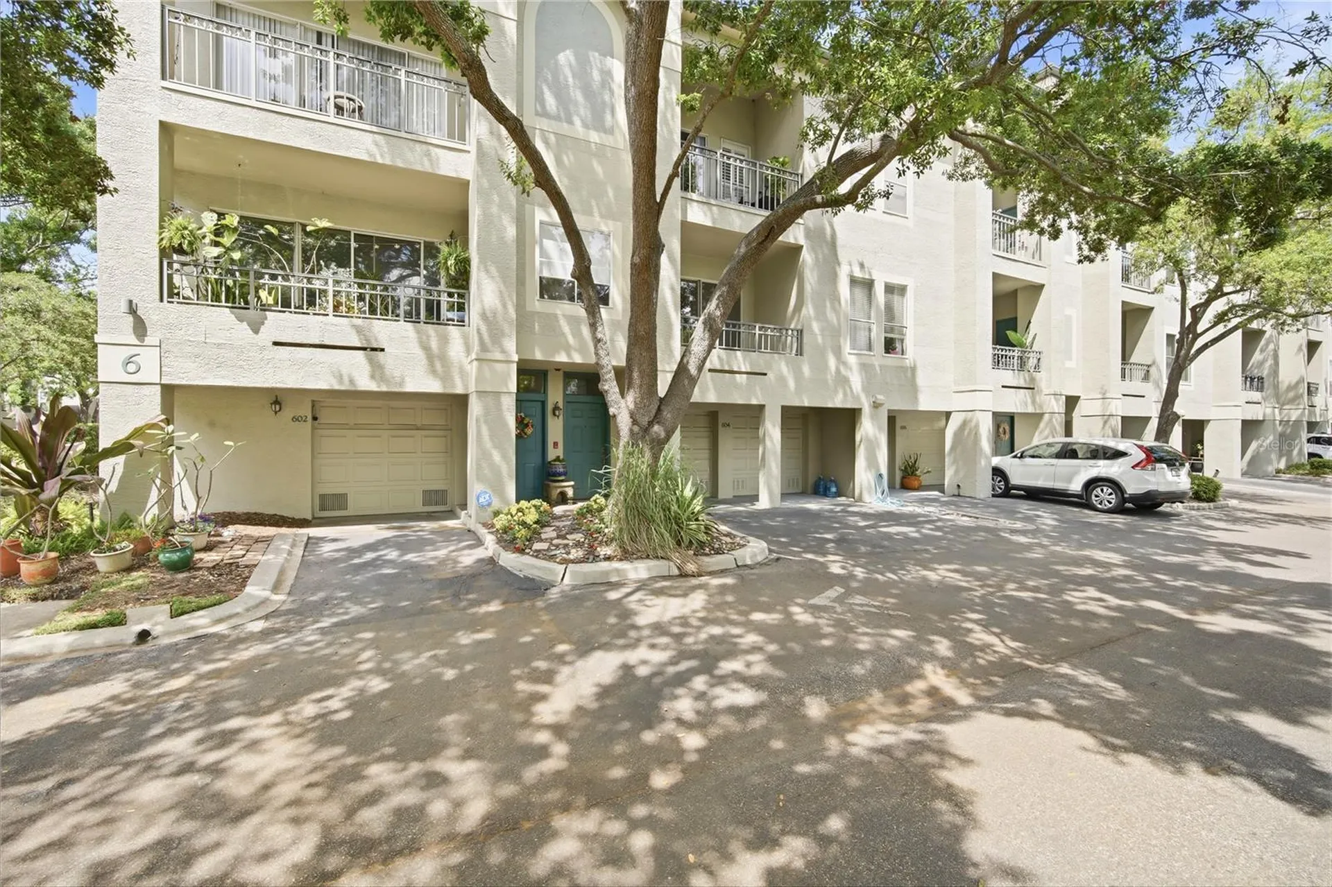 604 Seascape Way Tampa FL 33602