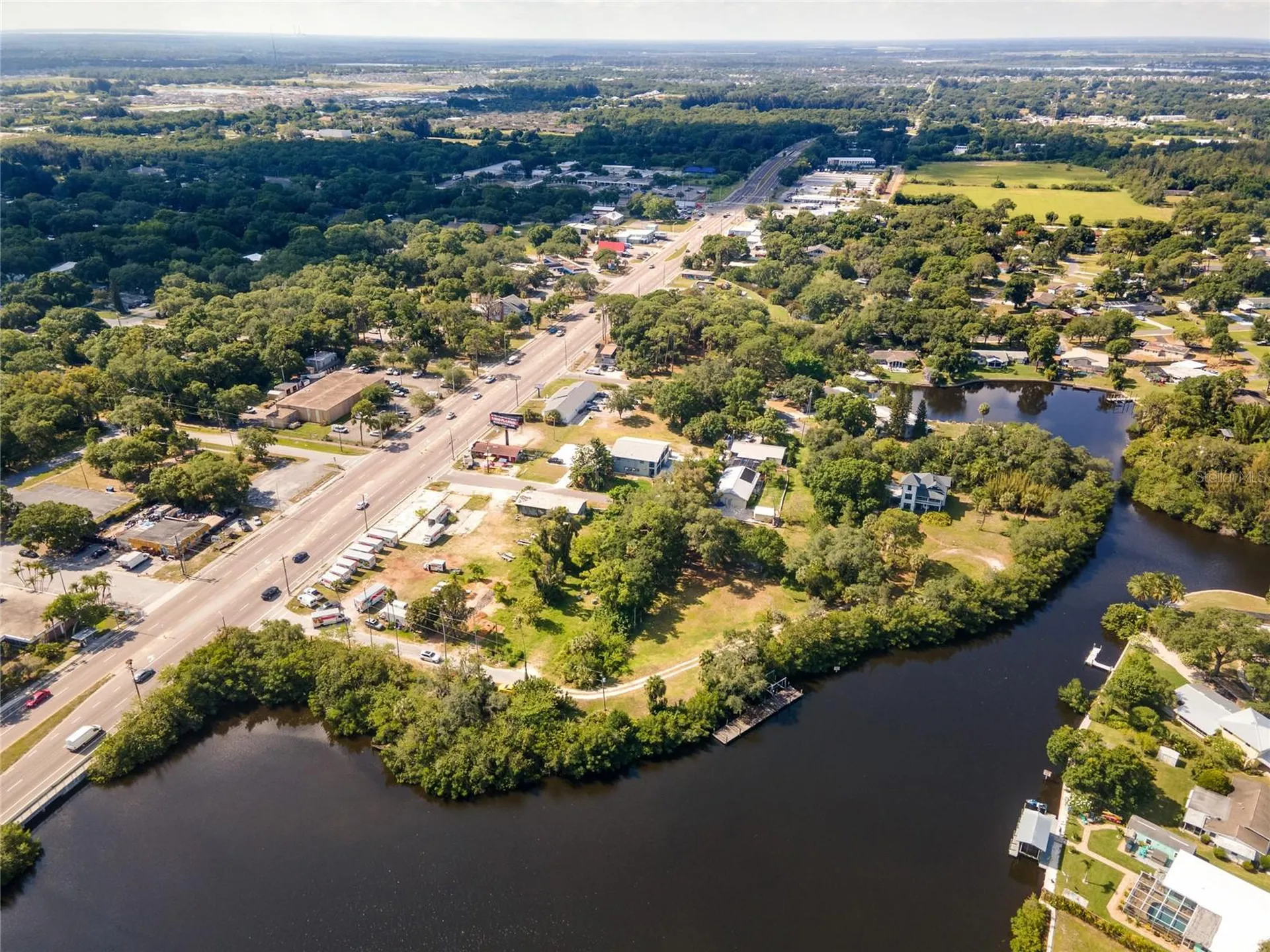 102 Dickman Drive SW Ruskin FL 33570