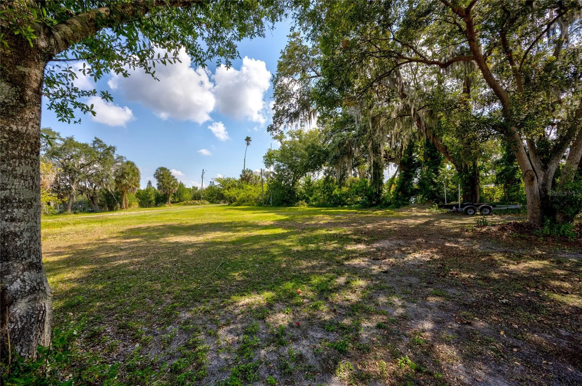 102 Dickman Drive SW Ruskin FL 33570